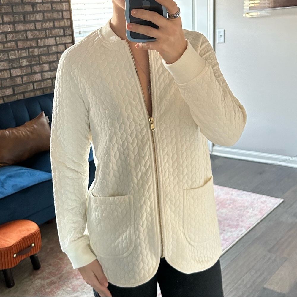 Isaac Mizrahi Live Quilted Ivory Jacket | Tagged XXS Fits S (2/4) | Spring Prep - Picture 4 of 4